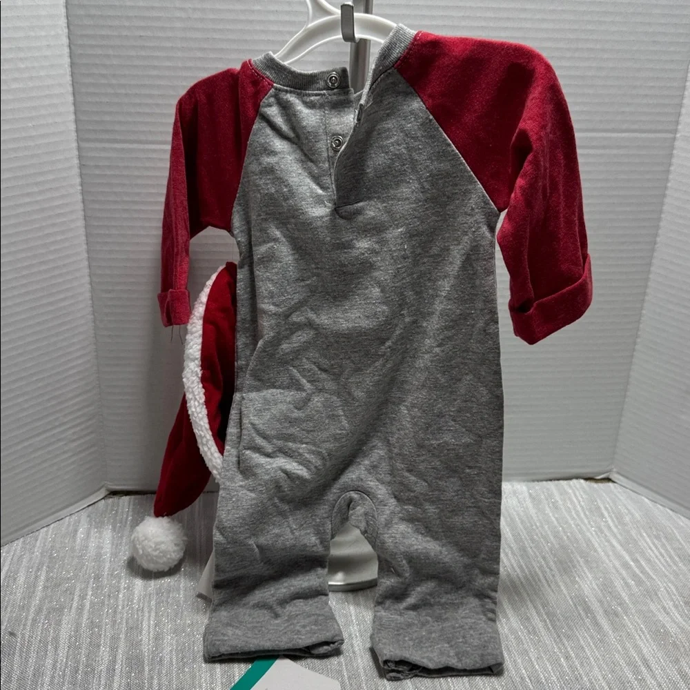 Disney NB outfit snap neck and legs with Santa Hat Mickey Mouse NWT